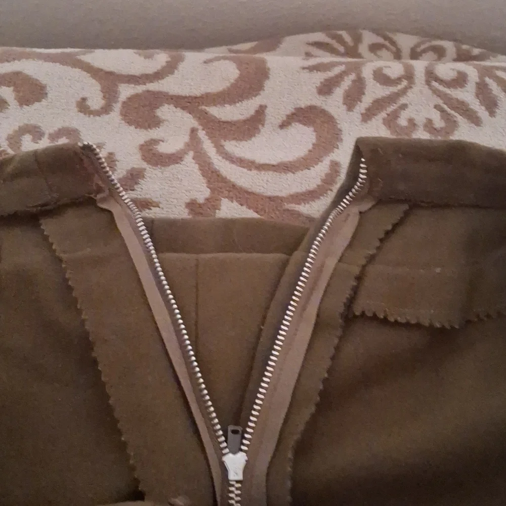 Vintage Bonwit Teller Traina Norell Olive Skirt Set with Black Accents - Picture 5 of 16